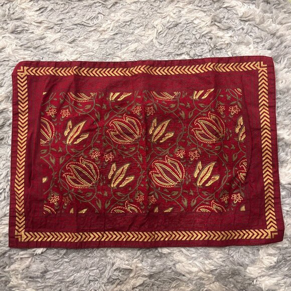 Organic Cotton Placemats – Deep Red with Gold Chevron Border & Artisan Set of 6 - Picture 1 of 9
